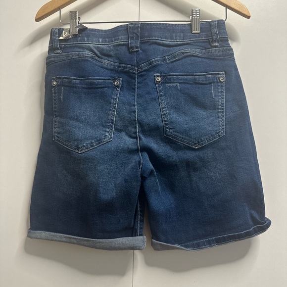 NEW 💫💫💫 Wit & Wisdom Dark Blue Jean Shorts - Picture 6 of 7